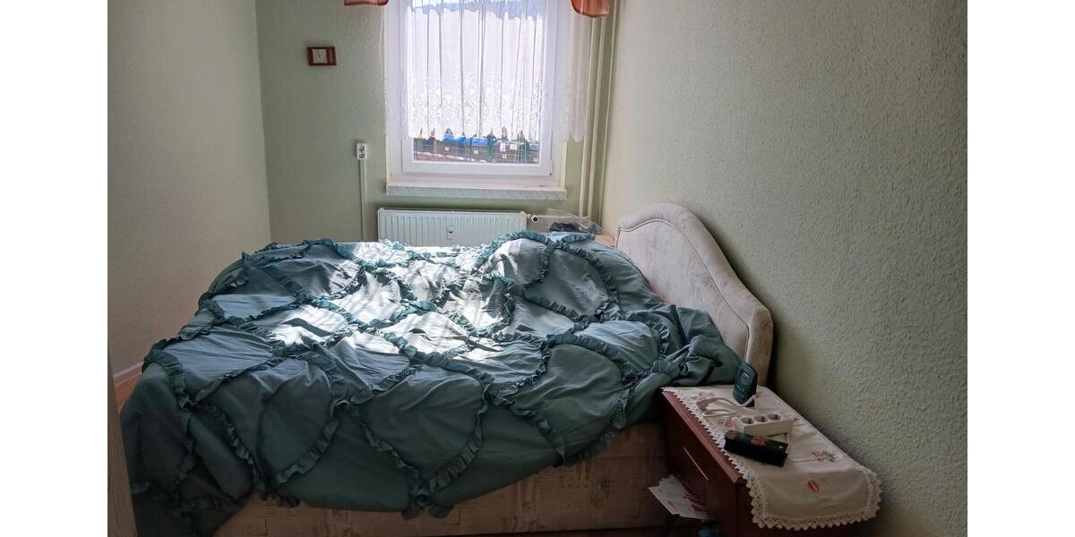 Erdgeschoßwohnung Lößnitz - 3 Zimmer, 76 m&sup2;, 360&euro; | Angebot:26001996