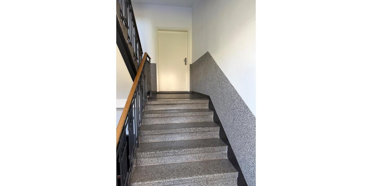 Etagenwohnung Fraureuth - 4 Zimmer, 97 m&sup2;, 772&euro; | Angebot:26226452