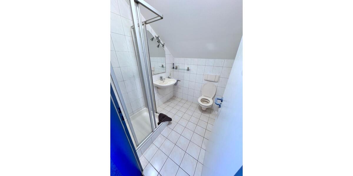 Etagenwohnung Landau an der Isar - 4 Zimmer, 35 m&sup2;, 380&euro; | Angebot:26058104