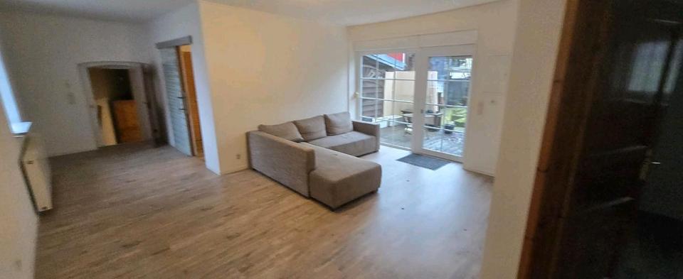 Etagenwohnung Eslohe (Sauerland) - 2 Zimmer, 90 m&sup2;, 700&euro; | Angebot:26397798