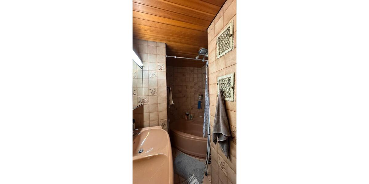 Wohnen auf Zeit Stuttgart Birkach - 15 Zimmer, 55 m&sup2;, 650&euro; | Angebot:26684200