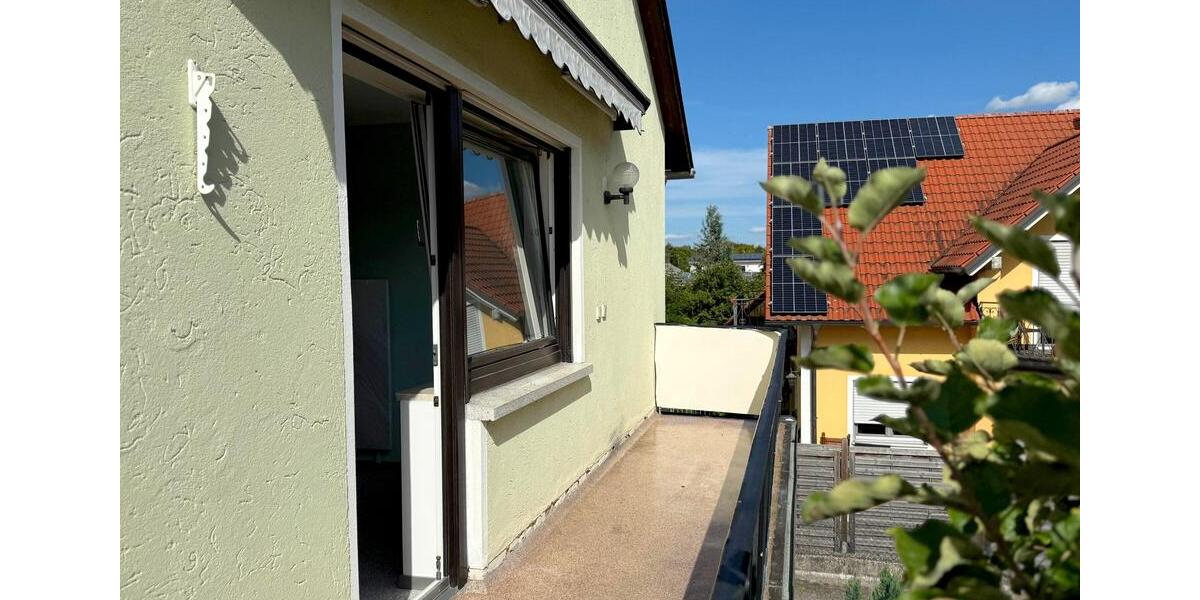 Frisch renoviert – Ihr neues Zuhause: 4-Zimmer-Wohnung mit Balkon 4 zimmer