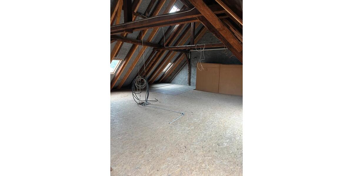 Dachgeschoßwohnung Eilenburg - 1 Zimmer, 120 m&sup2;, 1.400&euro; | Angebot:24511162