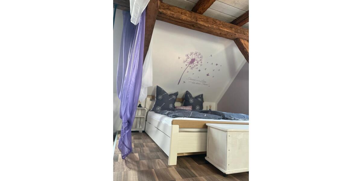 Wohnen auf Zeit Herleshausen - 3 Zimmer, 100 m&sup2;, 79&euro; | Angebot:24423829