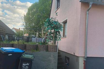 Haus Hüffenhardt - 5 Zimmer, 120 m&sup2;, 1.100&euro; | Angebot:26247310