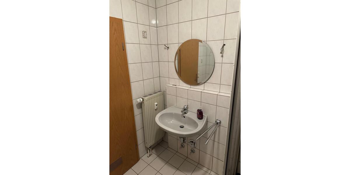 Etagenwohnung Köditz - 1 Zimmer, 30 m&sup2;, 220&euro; | Angebot:26041349