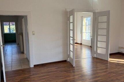 Wohnung Bayreuth City - 4 Zimmer, 123 m&sup2;, 1.190&euro; | Angebot:26249100