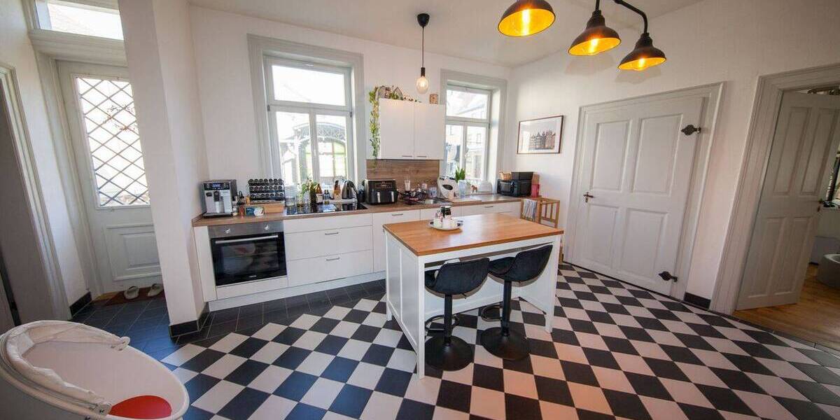 Etagenwohnung Coburg - 4 Zimmer, 107 m&sup2;, 1.100&euro; | Angebot:26853071