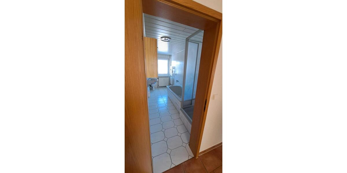 Dachgeschoßwohnung Lützow - 4 Zimmer, 78 m&sup2;, 800&euro; | Angebot:25171670