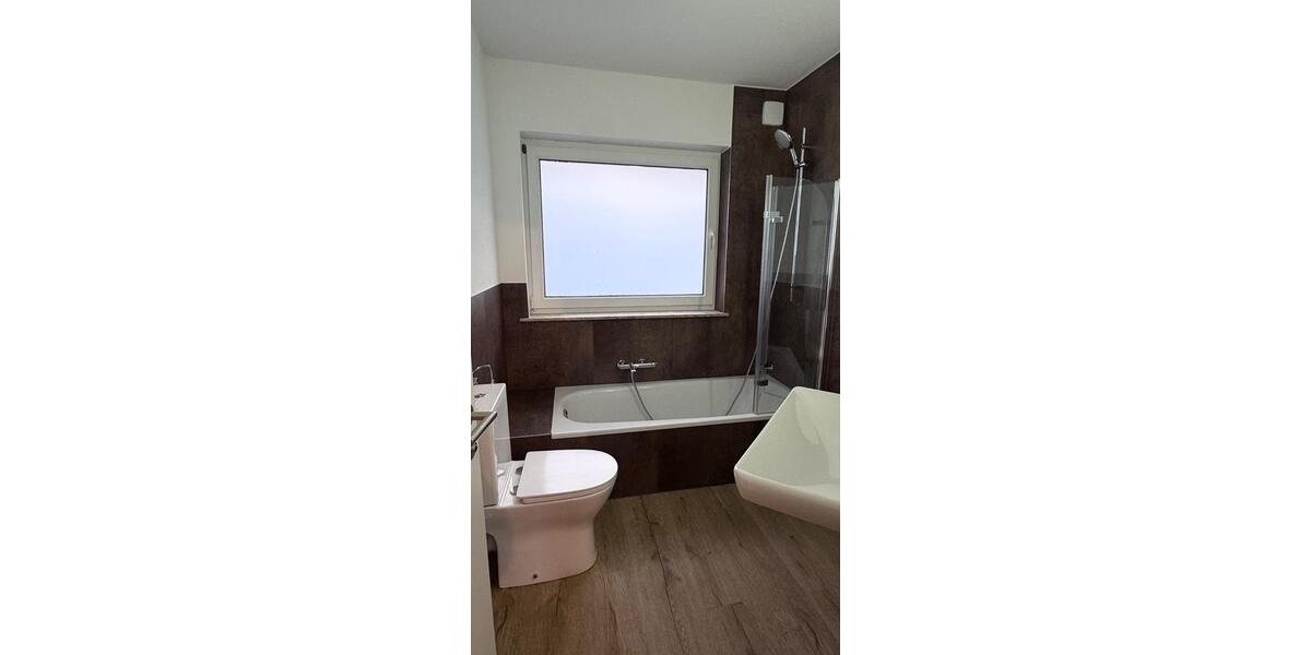 Erdgeschoßwohnung Hallenberg - 4 Zimmer, 84 m&sup2;, 730&euro; | Angebot:24687515