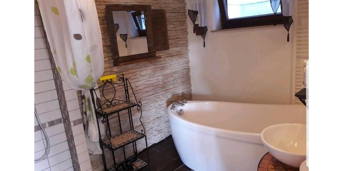 Mehrfamilienhaus, Wohnhaus Haigerloch - 2 Zimmer, 65 m&sup2;, 1.100&euro; | Angebot:26214705