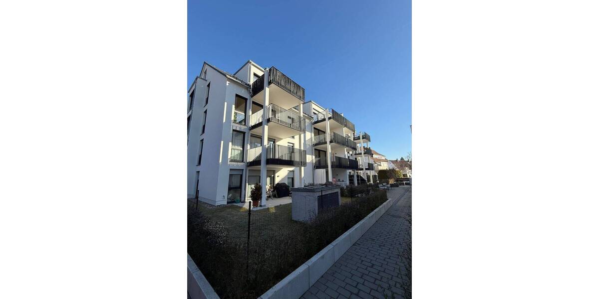 Etagenwohnung Böblingen - 2 Zimmer, 58 m&sup2;, 1.200&euro; | Angebot:26082858