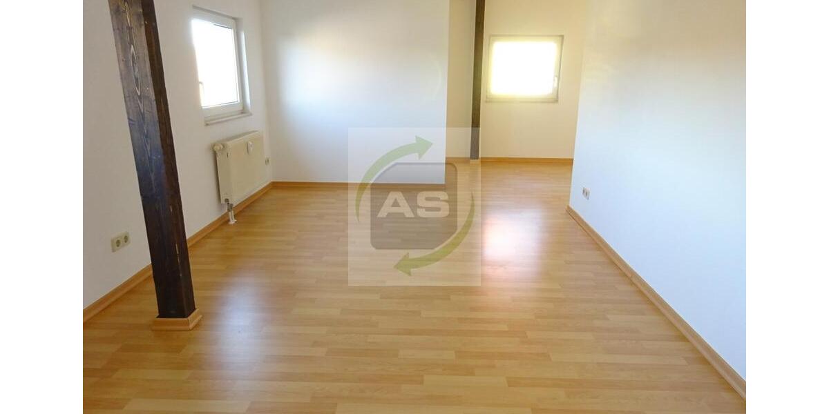 Dachgeschoßwohnung Zwickau - 1 Zimmer, 38 m&sup2;, 200&euro; | Angebot:25267482