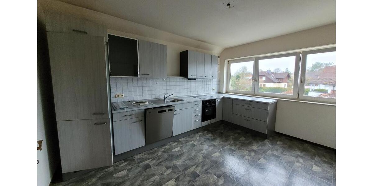 Dachgeschoßwohnung Frankenberg (Eder) - 2 Zimmer, 70 m&sup2;, 550&euro; | Angebot:25887824