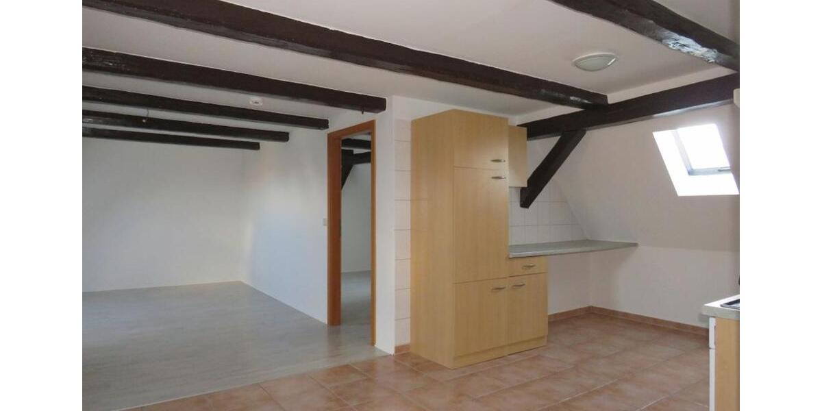 Dachgeschoßwohnung Klötze - 2 Zimmer, 51 m&sup2;, 345&euro; | Angebot:26061341
