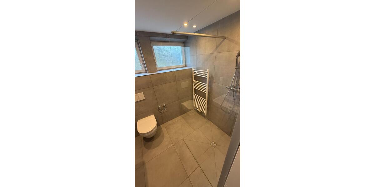 Einliegerwohnung mit separatem Eingang in ruhiger Lage 2 zimmer