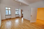 Kernsanierte Altbauetage in absoluter Innenstadtlage