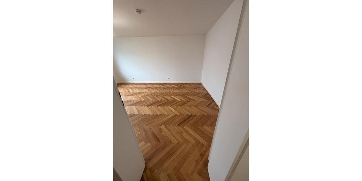 Etagenwohnung Nürnberg Gibitzenhof - 4 Zimmer, 138 m&sup2;, 2.200&euro; | Angebot:26030575
