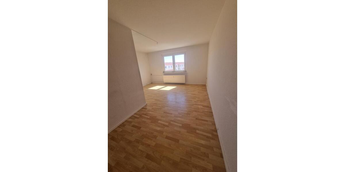 Etagenwohnung Waren (Müritz) - 3 Zimmer, 60 m&sup2;, 375&euro; | Angebot:26057841