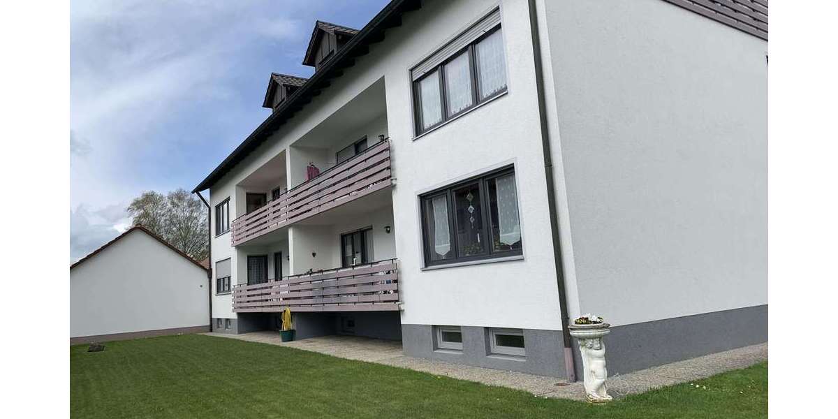 Etagenwohnung Karlskron - 4 Zimmer, 108 m&sup2;, 880&euro; | Angebot:27244369