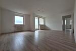 Moderne 3-Zimmer-Wohnung mit fantastischen Ausblick– Frisch Renoviert & Sofort Einzugsbereit zimmer