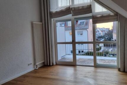 Wohnung Frankfurt am Main Bergen-Enkheim - 3 Zimmer, 124 m&sup2;, 1.650&euro; | Angebot:25222657