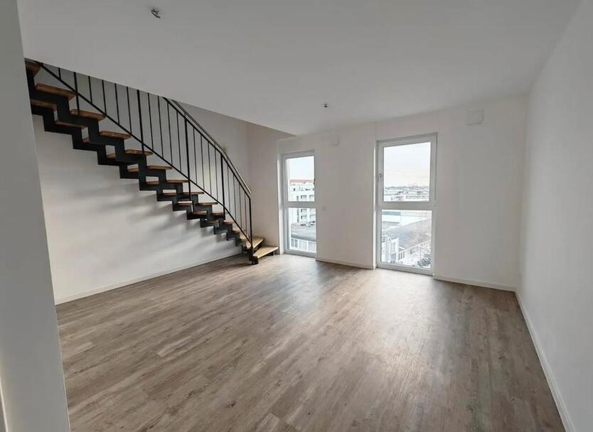 Modernes Wohnen auf zwei Ebenen – 4 Zimmer Whg in Fürth