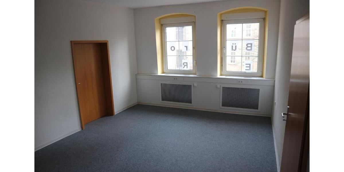 Etagenwohnung Bad Sobernheim - 8 Zimmer, 223 m&sup2;, 2.000&euro; | Angebot:26019674