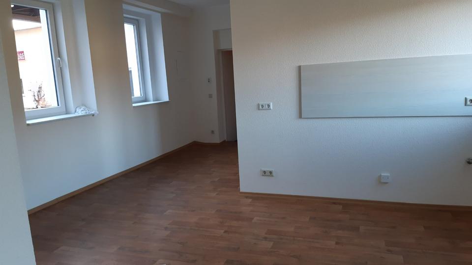 Erdgeschoßwohnung Kottmar - 2 Zimmer, 72 m&sup2;, 360&euro; | Angebot:25853157