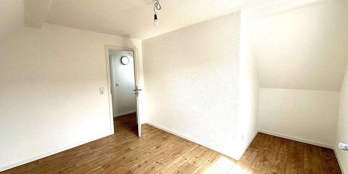 Einfamilienhaus Wadgassen - 5 Zimmer, 110 m&sup2;, 1.190&euro; | Angebot:24723505