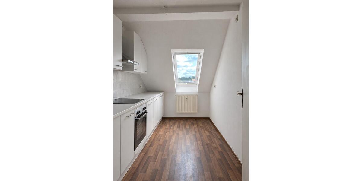 Dachgeschoßwohnung Freiberg - 2.5 Zimmer, 48 m&sup2;, 380&euro; | Angebot:26312733