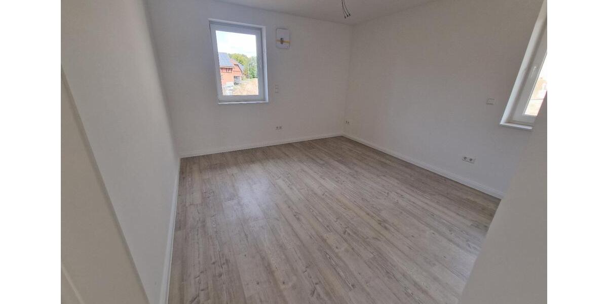 Erdgeschoßwohnung Wrestedt - 2 Zimmer, 61 m&sup2;, 732&euro; | Angebot:25932368