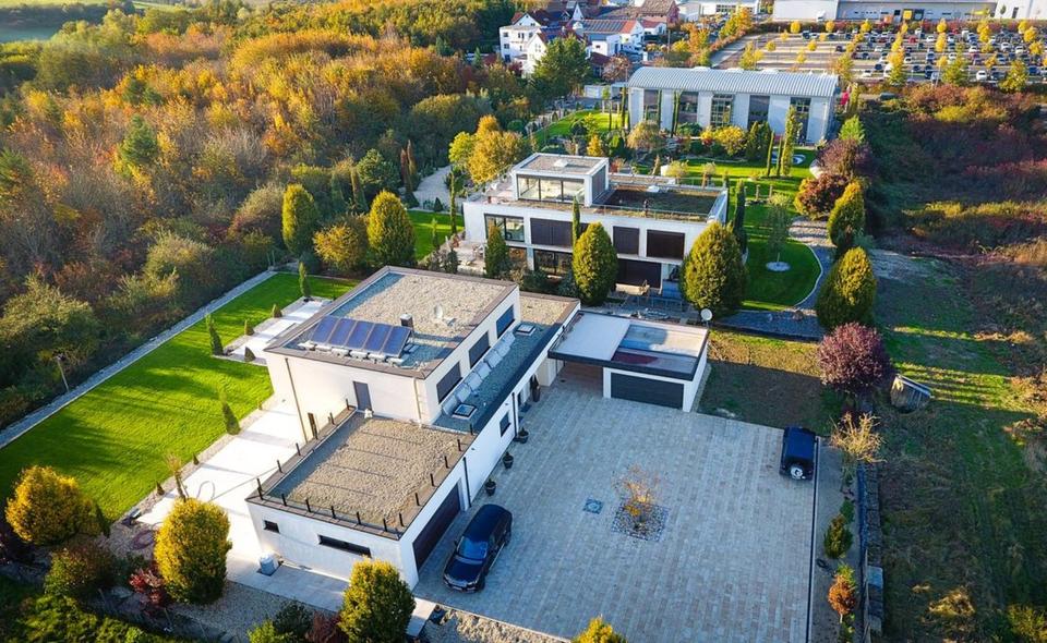 Wunderschöne Büroflächen in atemberaubendem Ambiente zimmer