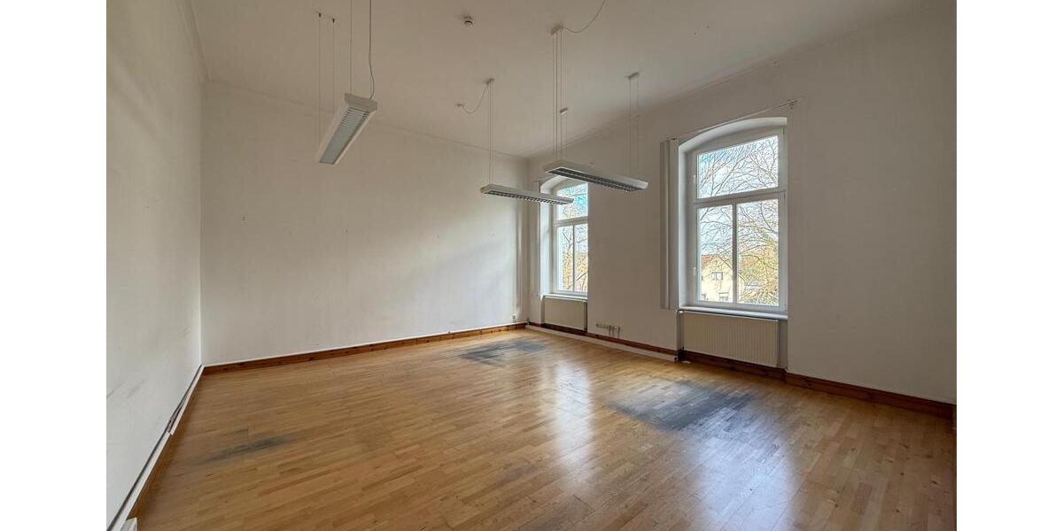 Etagenwohnung Egeln - 4 Zimmer, 203 m&sup2;, 970&euro; | Angebot:26195838