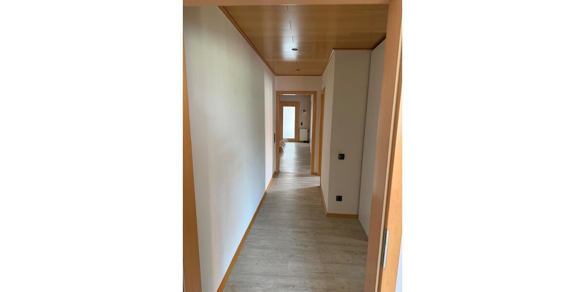 Etagenwohnung Hünfeld - 3.5 Zimmer, 124 m&sup2;, 950&euro; | Angebot:26578810
