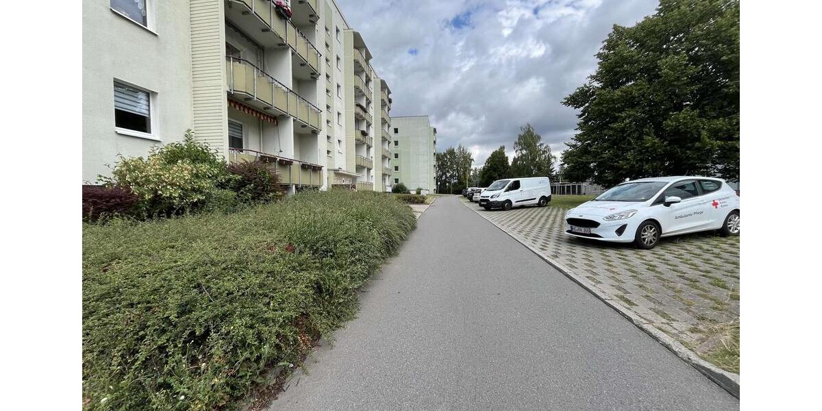 Erdgeschoßwohnung Hainichen - 1 Zimmer, 34 m&sup2;, 200&euro; | Angebot:26086388