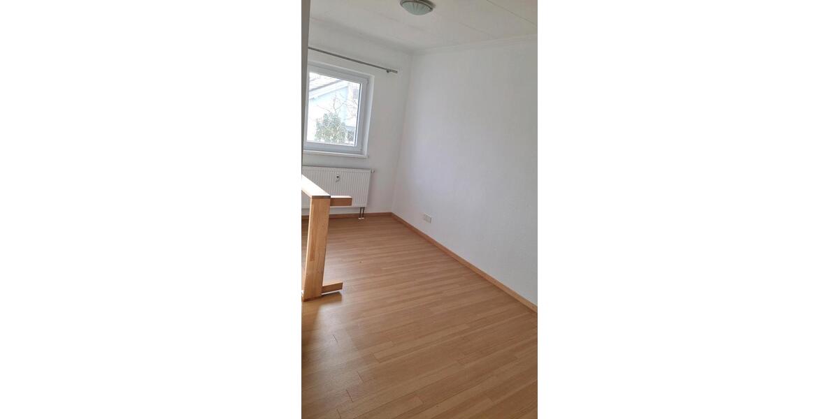 Etagenwohnung Stegaurach - 1 Zimmer, 30 m&sup2;, 345&euro; | Angebot:25406641