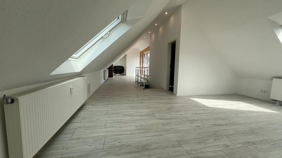 Maisonettenwohnung Essen Stadtbezirk III - 4 Zimmer, 122 m&sup2;, 1.329&euro; | Angebot:24637981