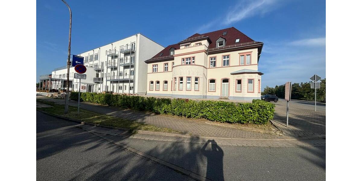 Wohn- und BüroPraxisräume in sanierter Villa 5 zimmer