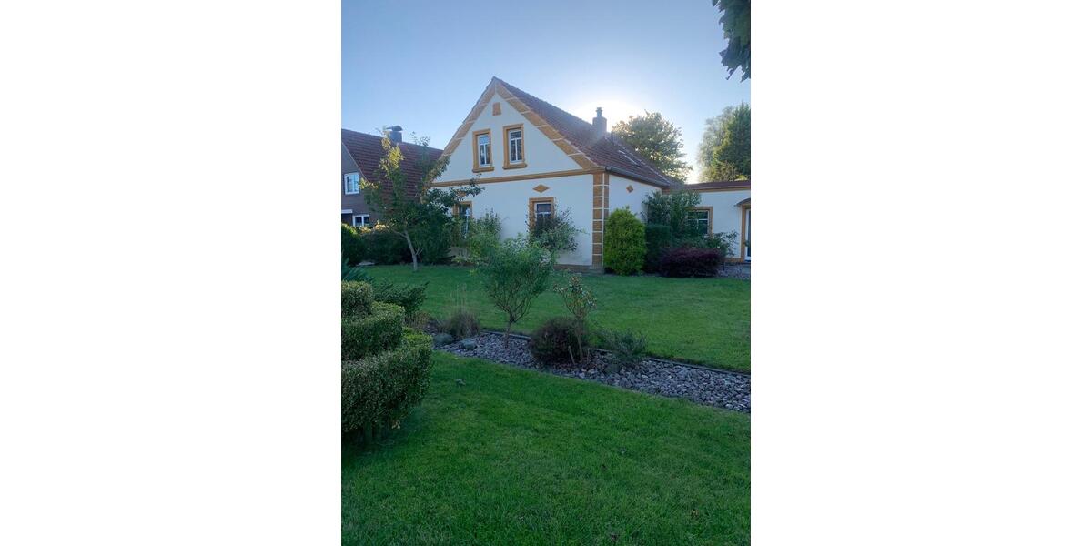 Etagenwohnung Esens - 4 Zimmer, 115 m&sup2;, 950&euro; | Angebot:24257582