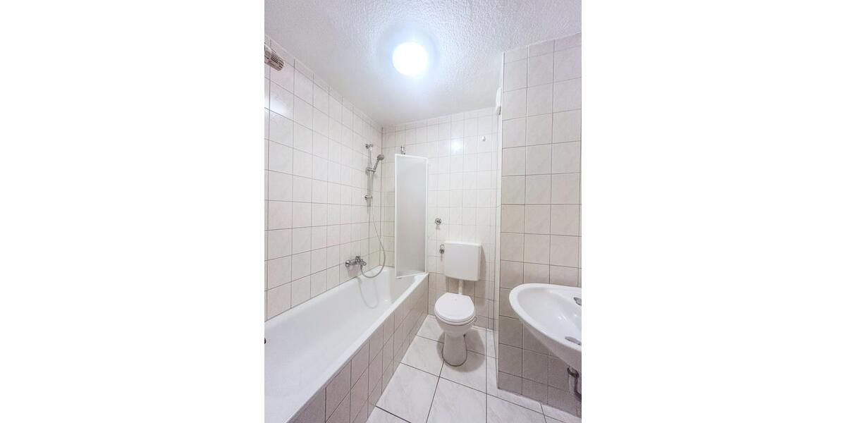 Dachgeschoßwohnung Oberhausen Osterfeld - 3 Zimmer, 63 m&sup2;, 567&euro; | Angebot:24487658