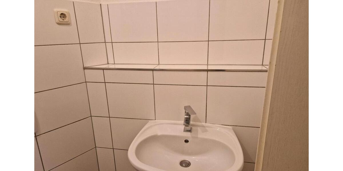 Erdgeschoßwohnung Döbeln - 2.5 Zimmer, 65 m&sup2;, 580&euro; | Angebot:23022352