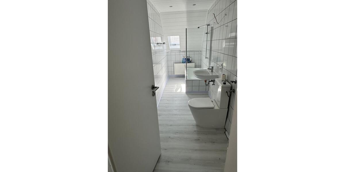 Dachgeschoßwohnung Langgöns - 3 Zimmer, 70 m&sup2;, 750&euro; | Angebot:26481535