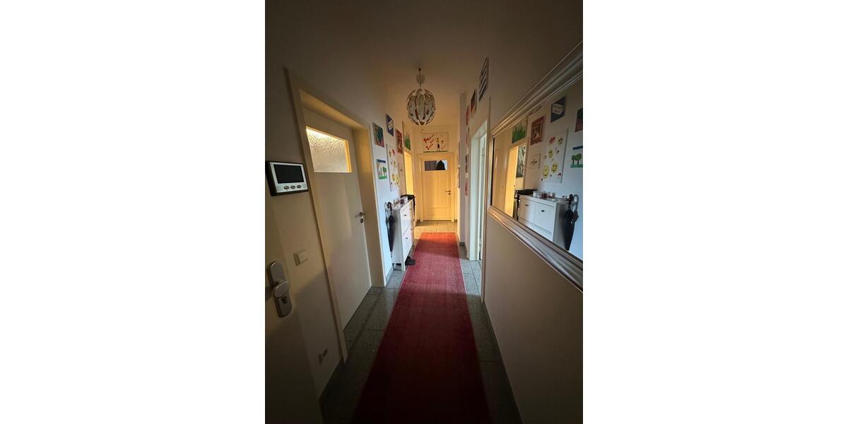 Etagenwohnung Bad Arolsen - 3 Zimmer, 80 m&sup2;, 880&euro; | Angebot:25722446