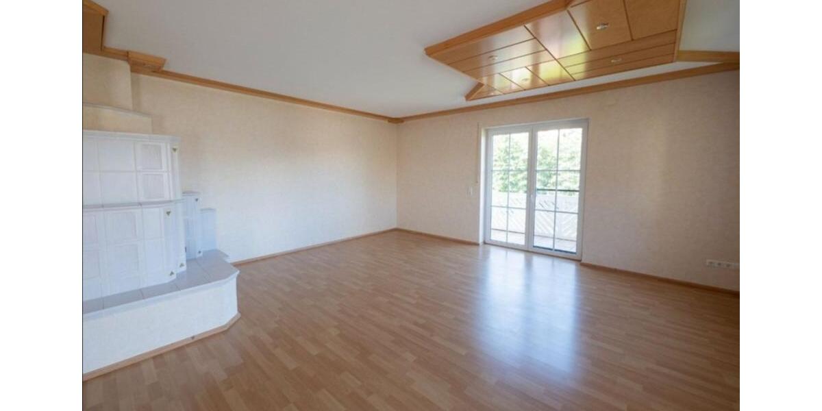 Erdgeschoßwohnung Fürstenstein - 4 Zimmer, 153 m&sup2;, 1.060&euro; | Angebot:24998502