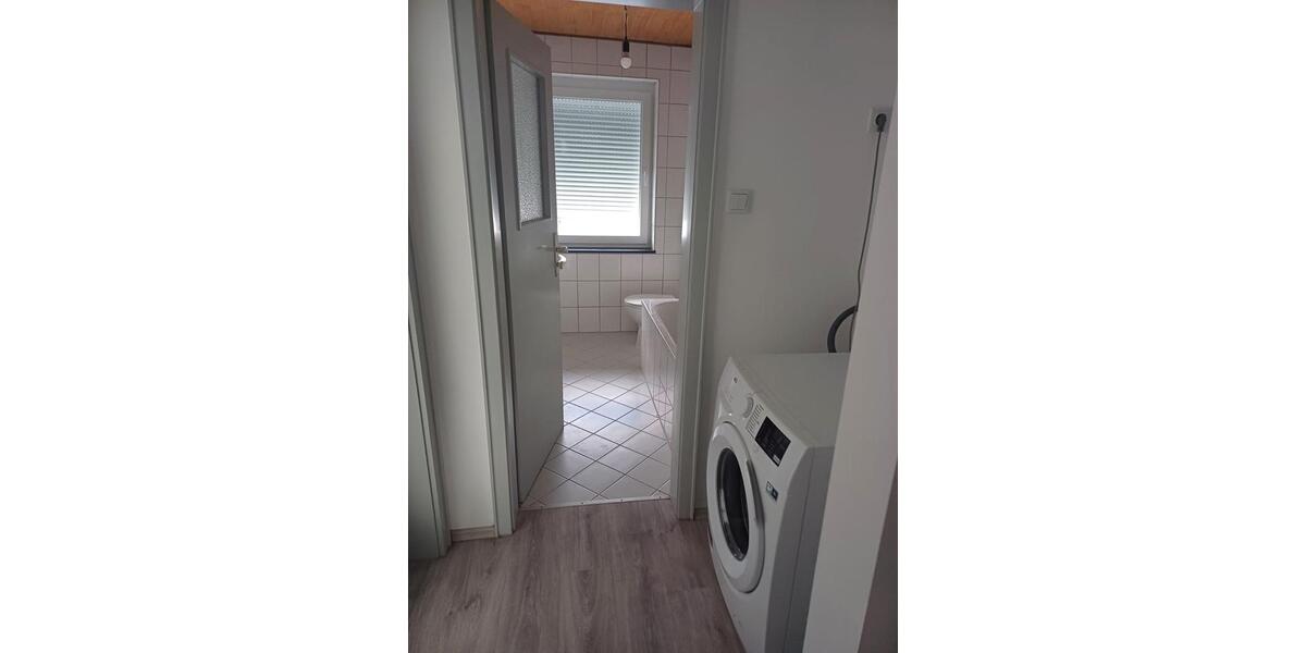 room available in a shared 3 room appartment (WG) 1 zimmer