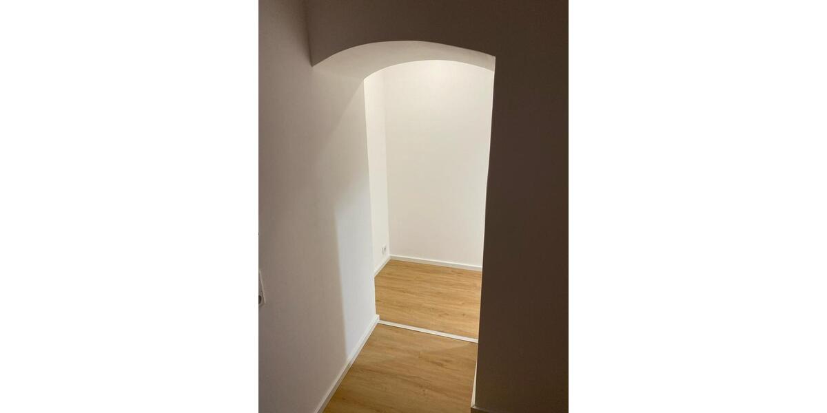 Etagenwohnung Darmstadt Bessungen - 2 Zimmer, 65 m&sup2;, 1.250&euro; | Angebot:25964592