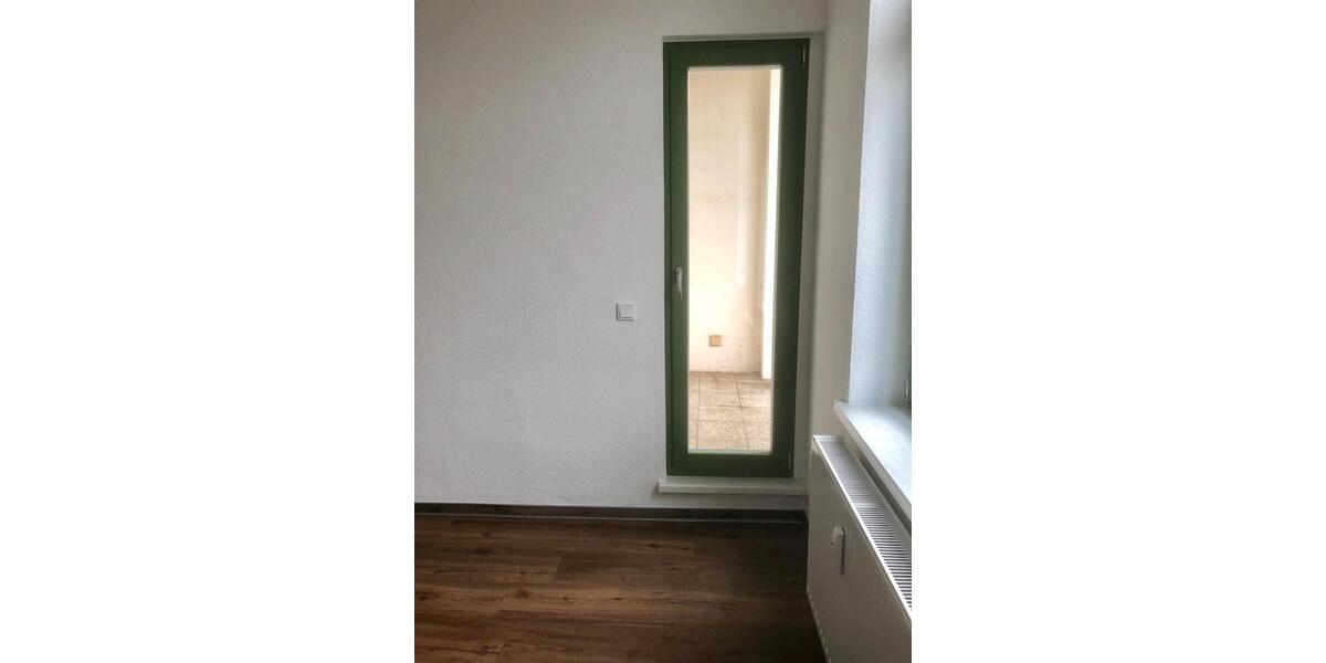 Etagenwohnung Oschersleben (Bode) - 4 Zimmer, 98 m&sup2;, 950&euro; | Angebot:23089804