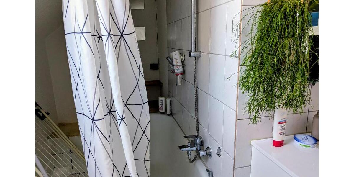 Dachgeschoßwohnung Wilhelmshaven - 2 Zimmer, 45 m&sup2;, 430&euro; | Angebot:26687659