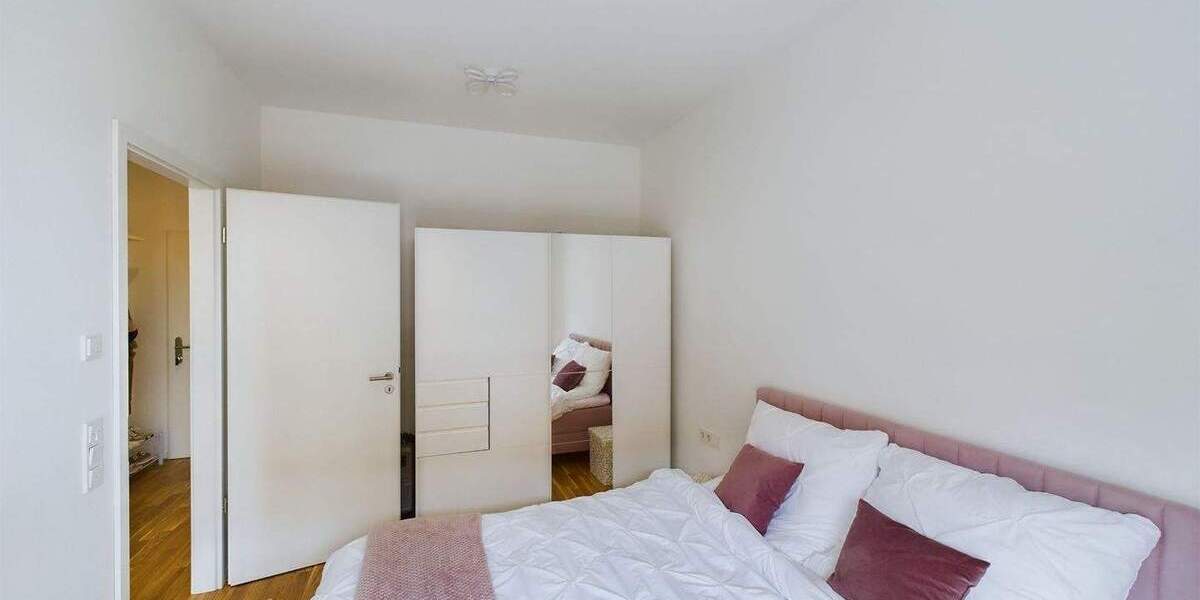 Etagenwohnung Dresden Wilsdruffer Vorstadt/Seevorstadt-West - 2 Zimmer, 55 m&sup2;, 830&euro; | Angebot:25838489